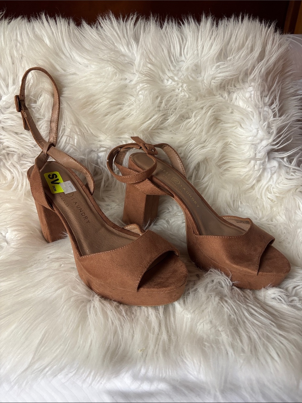 Chinese Laundry Tan Suede Platform Peep-Toe Block Heels Size 8.5